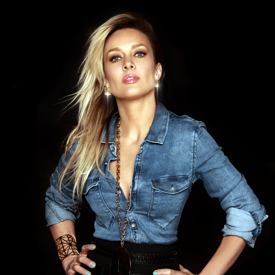 Fey, como pocas veces la has visto a sus 44 años de edad · Antena San Luis
