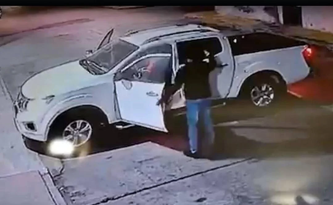 A Mano Armada, Roban Camioneta A Mujer Y A Su Hijo En Calles De SLP