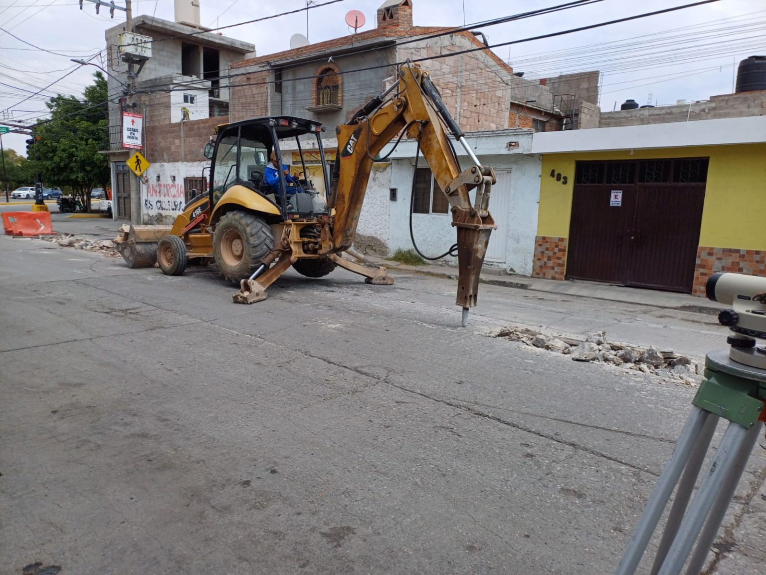Interapas anuncia cierre parcial en calle Pedernal por rehabilitación de drenaje
