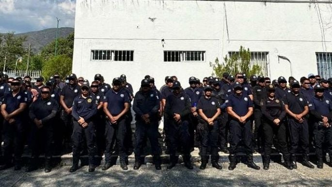 Detienen a 98 policías de Tonalá, Chiapas, por no acreditar su cargo