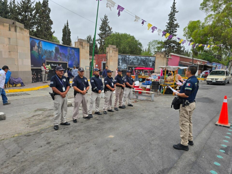 Refuerzan vigilancia en panteones de la capital por el Día de las Madres