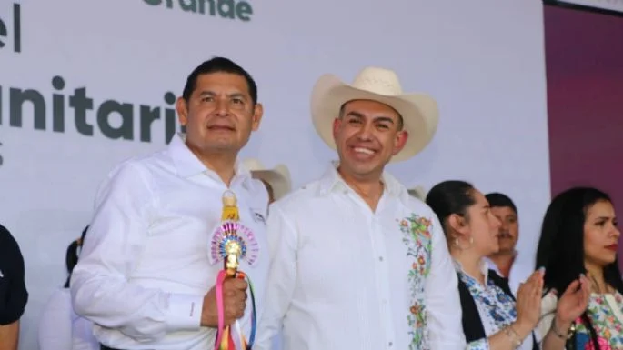 Catean propiedades del alcalde de Cuautempan, Puebla; encuentran drogas y armas