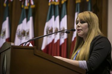 Lucero Sánchez militó en el PAN de Sinaloa y en 2014 fue electa diputada por Cosalá.