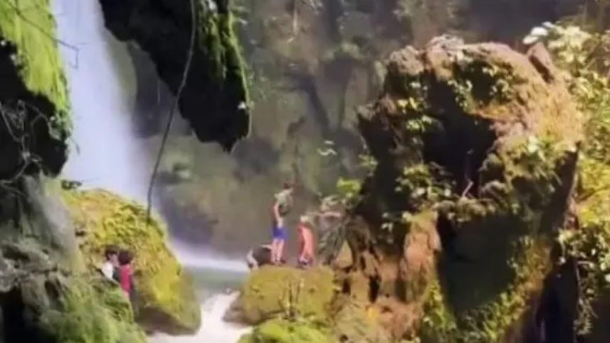 Adolescente de 13 años muere al caer en cascada de El Naranjo