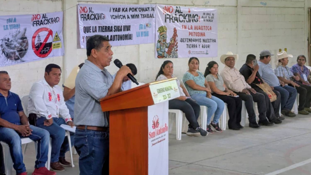 Autoridades indígenas de San Antonio acusan 'traición' del Gobierno por el fracking