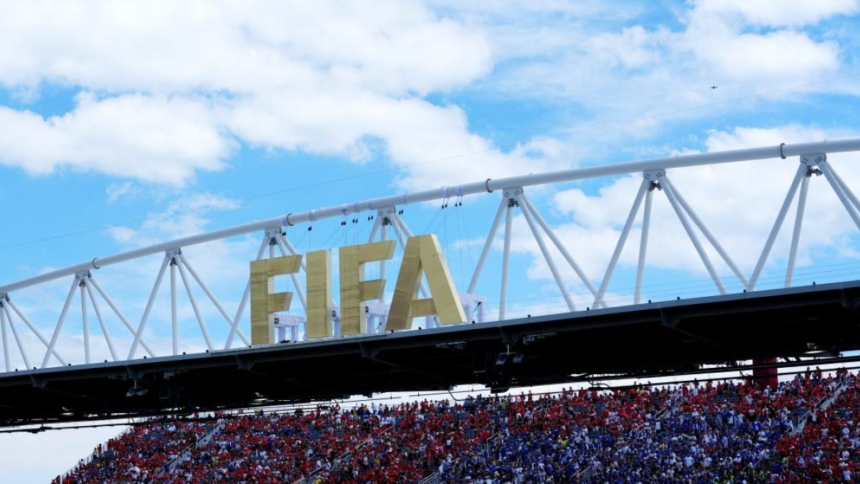HRW pide minuto de silencio en la final del Mundial