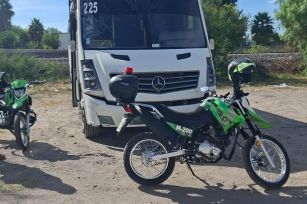 Recuperan camión robado con pasajeros a bordo en Soledad