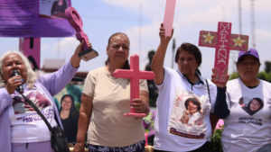 Senado recibe iniciativa de Sheinbaum para ley contra el feminicidio